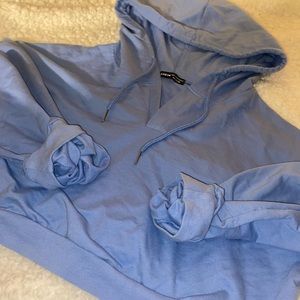 cropped hoodie